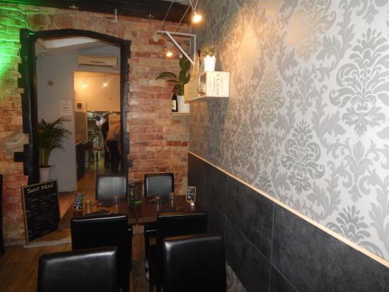 Charlie's Restaurant